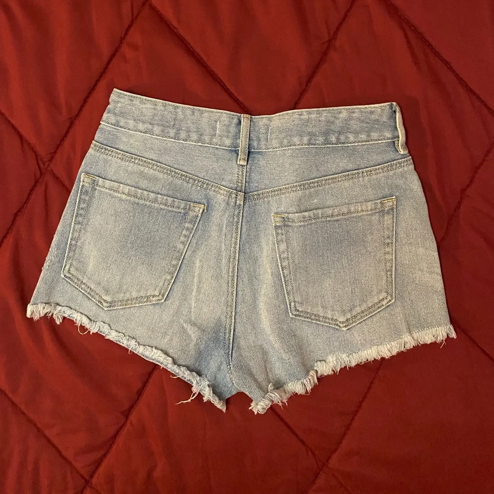 Bullhead High Rise Shorts - Picture 2 of 3
